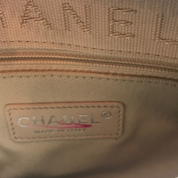 SOLD Chanel Boy Chained Tote Bag - Picture 7 of 8